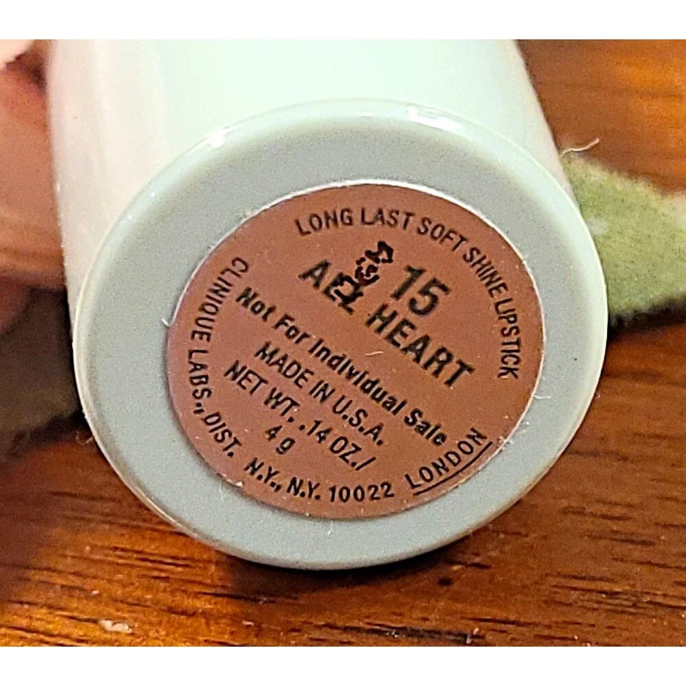 CLINIQUE Long Last Soft Shine ALL HEART #15 Lipstick .14 oz GWP Green Tube